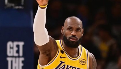 星空体育APP-湖人今夏阵容大换血？总共9位自由球员，25+5前锋一数据领跑联盟